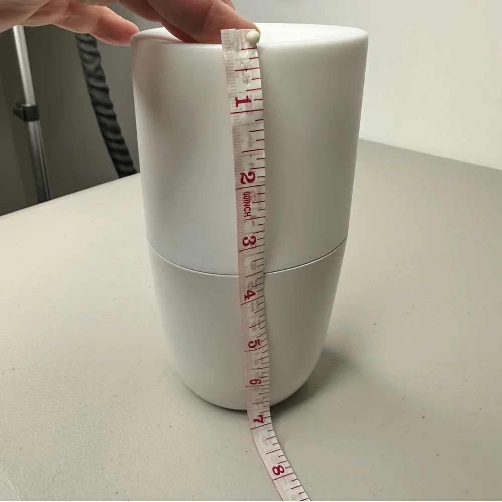 Ellia Soothe Aroma Diffuser by Homedics with Essential Oils White NWOT